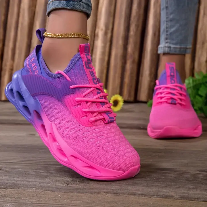 MARTA PERFORMANCE SNEAKER