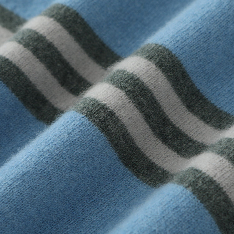 WALTER™ HOODED SWEATER