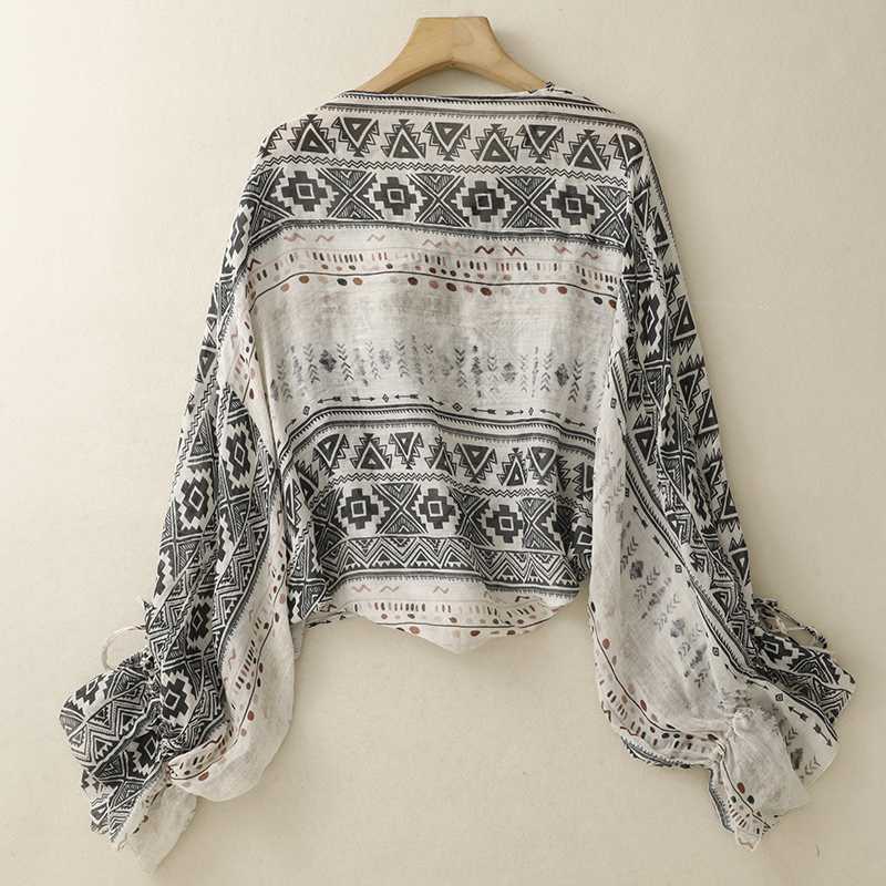 MIA BLOUSE