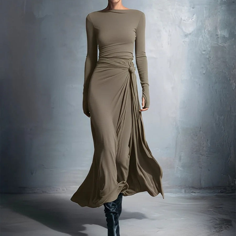 KENDALL ELEGANT MAXI DRESS